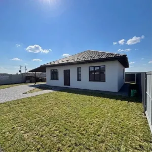 Новий будинок 90 м² з терасою 37 м² | Ділянка 5 соток