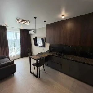 2-кімнатна з ремонтом у центрі Ірпеня! 61 м², газ, тепла підлога