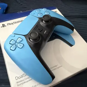 2 sony dualsense в гарному стані