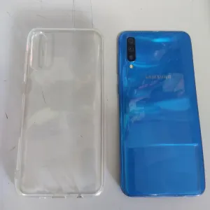 Samsung A50 4/64gb