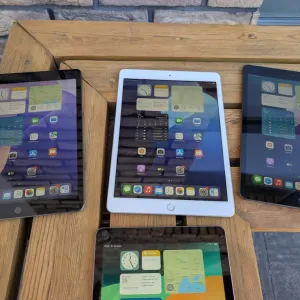 Планшет Apple A1893 , A2197,  A2198 є кількість  Перевірені з Гарантією
