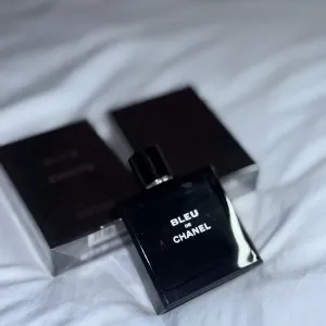 Парфуми чоловічі Bleu de Chanel