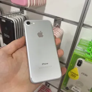РОЗПРОДАЖ Apple IPhone 7/8 32/64/128 GB (купити/телефон/айфон)