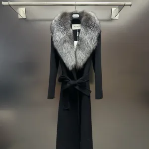 Пальто с натуральным мехом.купить пальто.стильное пальто.пальто с чернобуркой.пальто с лисицей.купити пальто з хутром.стильне пальто Max Mara. Luxe .