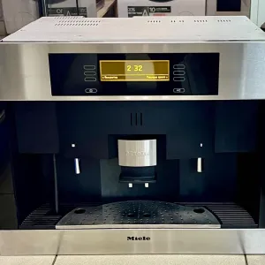 Вбудована кавомашина Miele CVA 4080