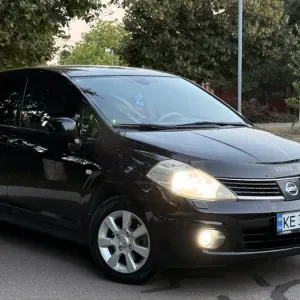 Nissan Tiida 2008 года в отличном состоянии, НЕ бит, НЕ крашен!