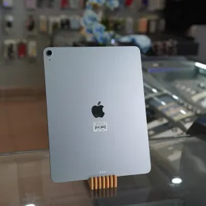 iPad Air 13” M3 128GB Space Wi-Fi Swap