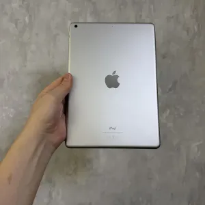 Apple iPad 9 64GB Wi-Fi, акумулятор 96%
