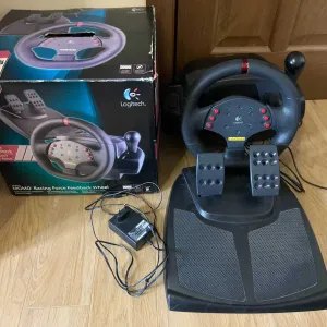 Ігровий руль Logitech Momo Racing PC/PS тести