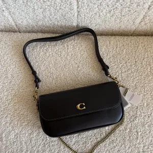 Сумка Coach Brook Flap Chain Bag шкіряна