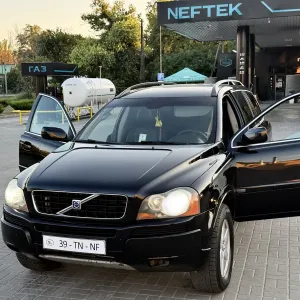 Продам Volvo ХС90 2.4 турбодизель 4х4 полный привод в идеальном состоянии