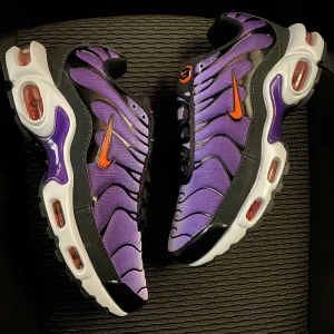 (БЕЗ ПЕРЕДОПЛАТИ)Nike Air Max Plus Triple найк аір макс плюс TN тн