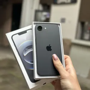 Open Box iPhone 16e 128Gb Black