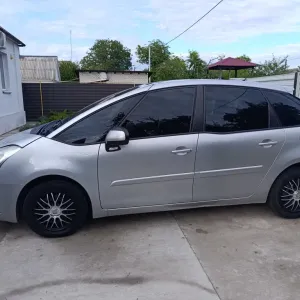 Продам Сітроен Пікассо 1.6