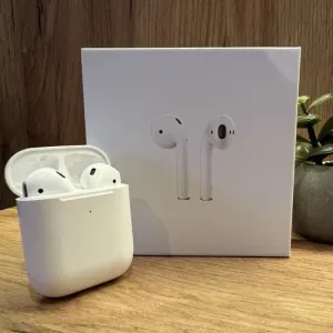 AirPods 2 (2026)  • Анімація • Чистий звук • Гарантія (Бездротові навушники Apple)