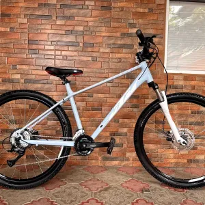 Велосипед KTM Penny 27.5"L" SHIMANO, TEKTRO, SR Suntour Гідравліка IDEAL 2025
