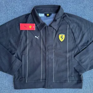 Жіноча Толстовка Puma Ferrari Race (630199 01).