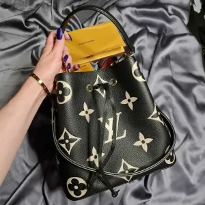 Louis V. Оригінал. Сумка. Saint laurent