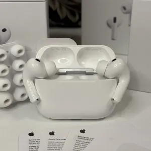 Навушники Apple AirPods Pro 3