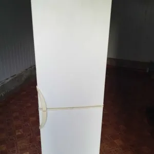Холодильник Snaige