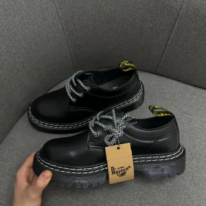 Шкіряні туфлі Dr. Martens 1461 чорні