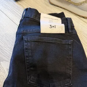 Продам брендові джинси