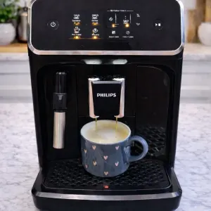 Кавомашина Philips EP2220 – ваша ідеальна кава в один дотик