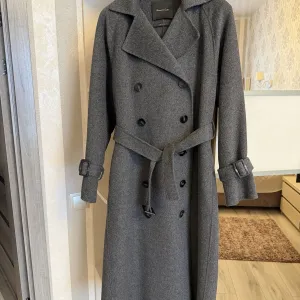 Пальто Massimo Dutti