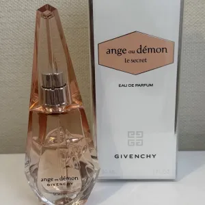 Ange Ou Demon Le Secret від GIVENCHY оригінал!