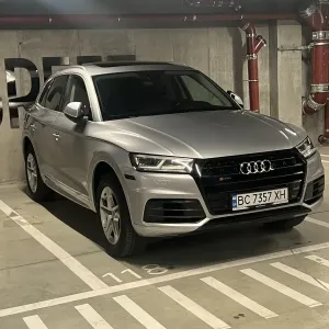 Audi Q5 2018.Хороший стан.