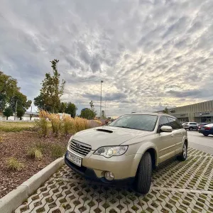 Subaru Outback III 2,5 2009