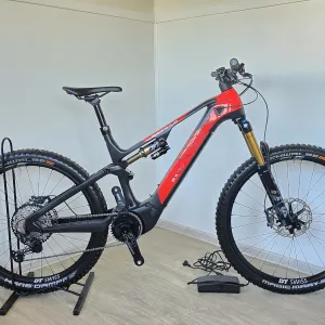 Топовий карбоновий електро підвіс Rotwild RX 750 Mullet