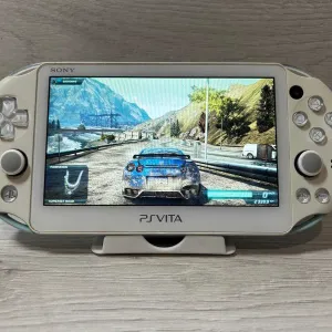 Sony PS VITA Slim 2000 Withe Blue 32GB + 15 Ігор встановлено