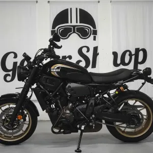 Продаємо YAMAHA XSR-700, мотоцикл-неокласік, Sport Heritage, 2023р.в.