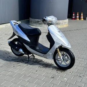 Продам скутер находу
