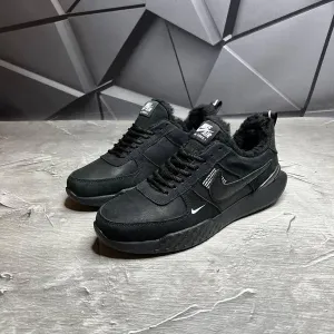 Зимние кроссовки Nike 40-45 мех -  кожа