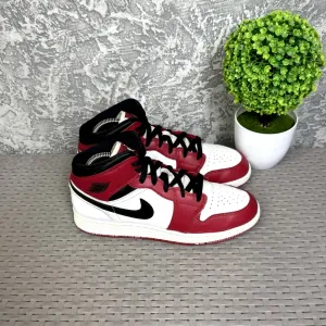Jordan Air 1 Mid кроссовки 40 размер баскетбольные кожаные белые