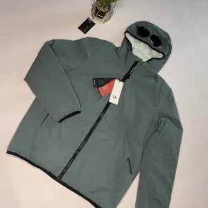 Мікропуховик C.P. Company / мікро пуховик CP Company / куртка CP Company / курточка C.P. Company / легка куртка / пуховик CP Company / чоловіча куртка