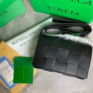 Bottega Veneta Cassette сумка чорна шкіряна чоловіча мужская