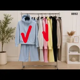 Жіночий спортивний костюм рожевий/блакитний