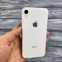 Apple iPhone XR 128GB білий