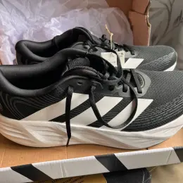 Кросівки для бігу Adidas Galaxy 8m