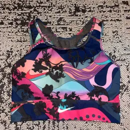 Спортивний топ Nike L