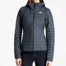 Куртка adidas розмір S