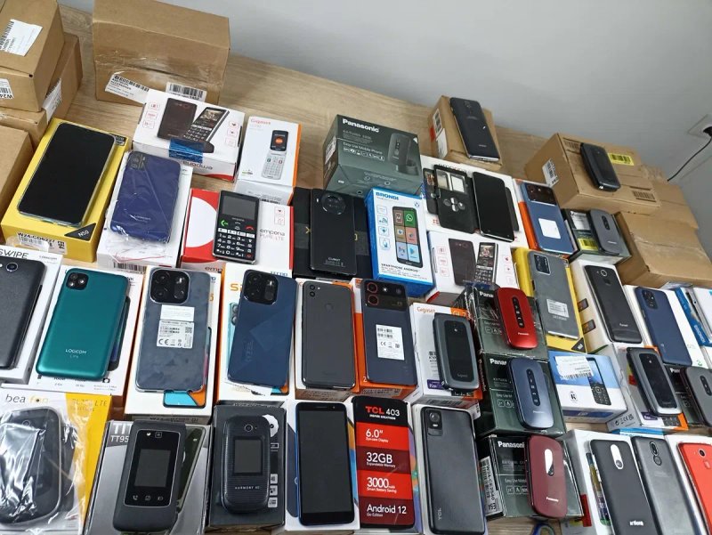 Тільки ОПТ Смартфони Кнопкові Телефони з Amazon Panasonic, TCL, Doogee — фото 6