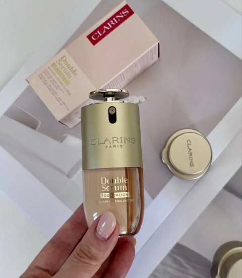 Тональний крем Clarins Double Serum Foundation