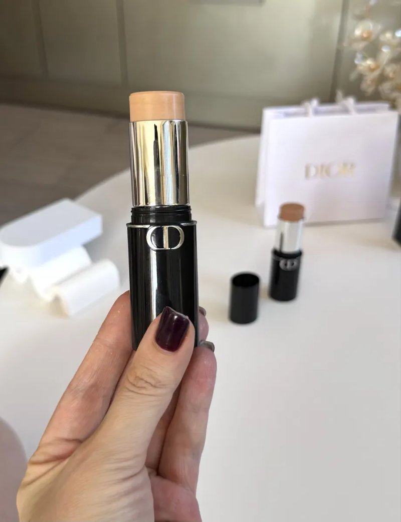 Тональний стік Dior Forever Skin Perfect Multi-Use Foundation Stick — фото 5