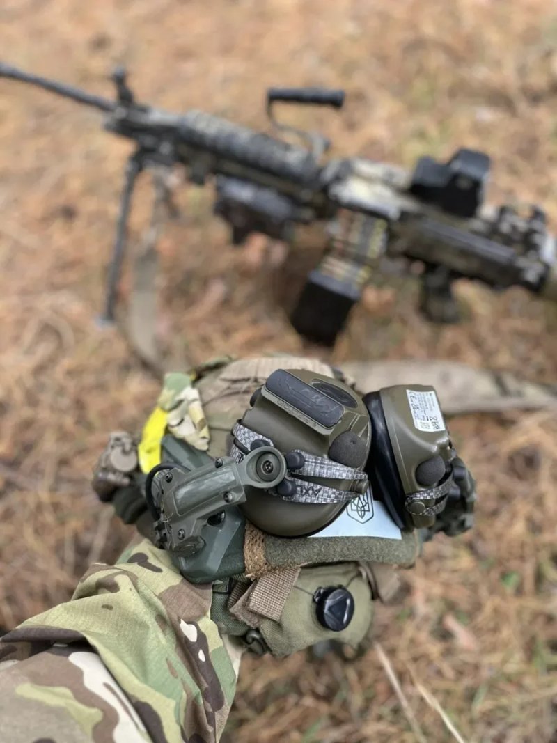 ТОП‼️Військові Активні навушники 3М PELTOR™ ComTac™ XPI Green. — фото 8