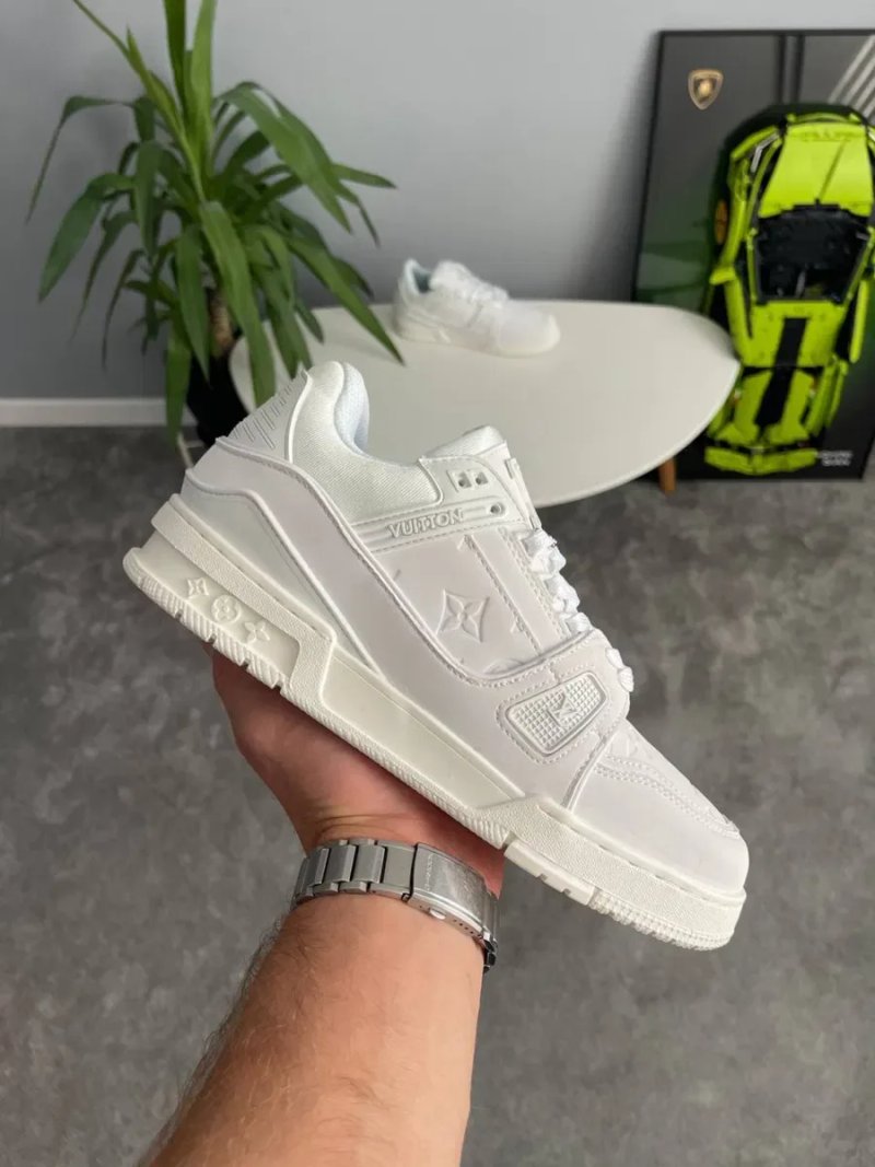 Топова Модель! Кросівки Louis Vuitton Trainer Triple White •Луї Віттон (білі) Шкіра — фото 2