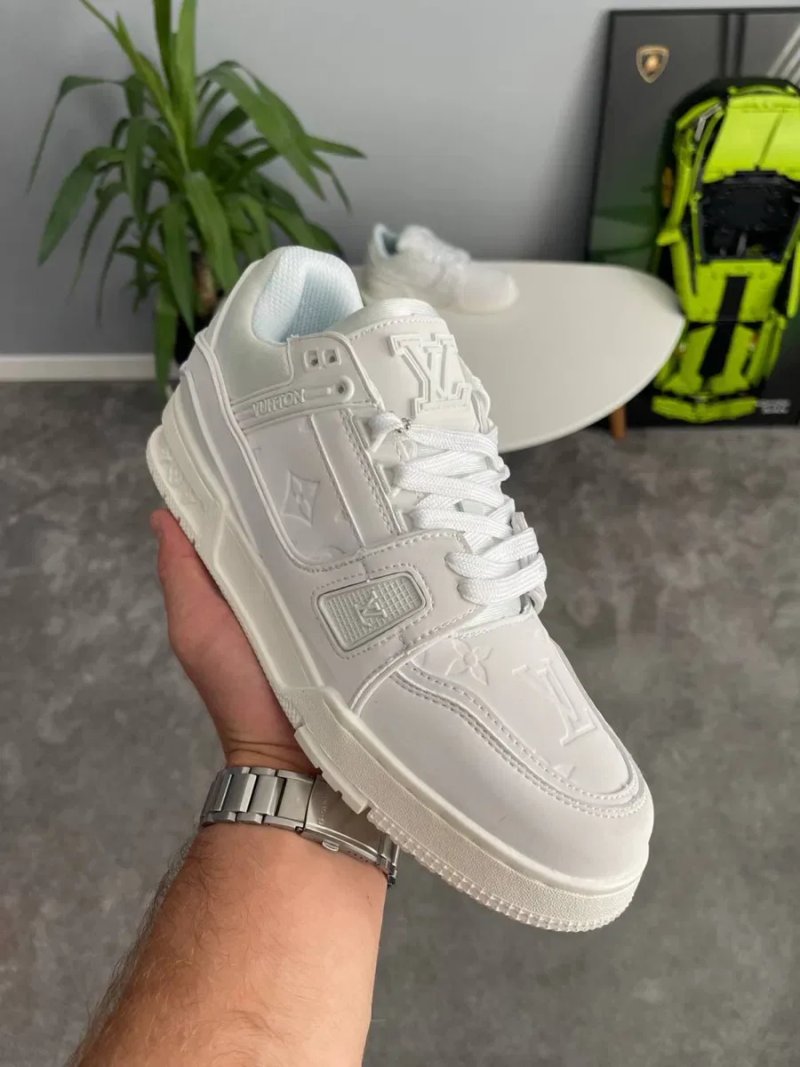 Топова Модель! Кросівки Louis Vuitton Trainer Triple White •Луї Віттон (білі) Шкіра — фото 3